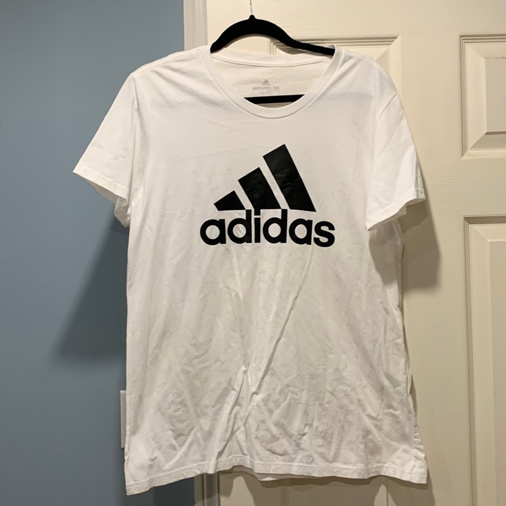 Adidas tee